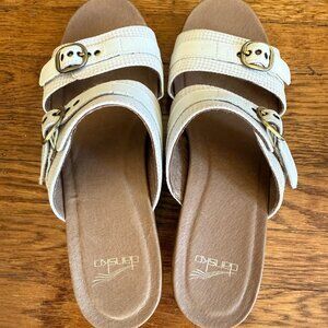 New in box! Dansko Jessie Multi White Sandals